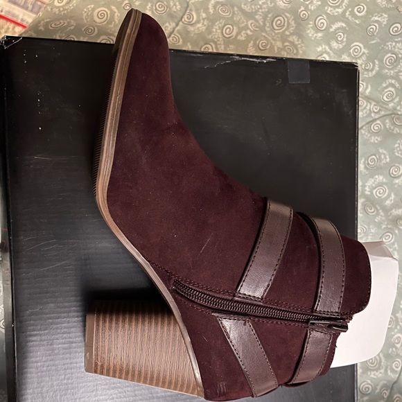 Material Girl Booties - Picture 3 of 3